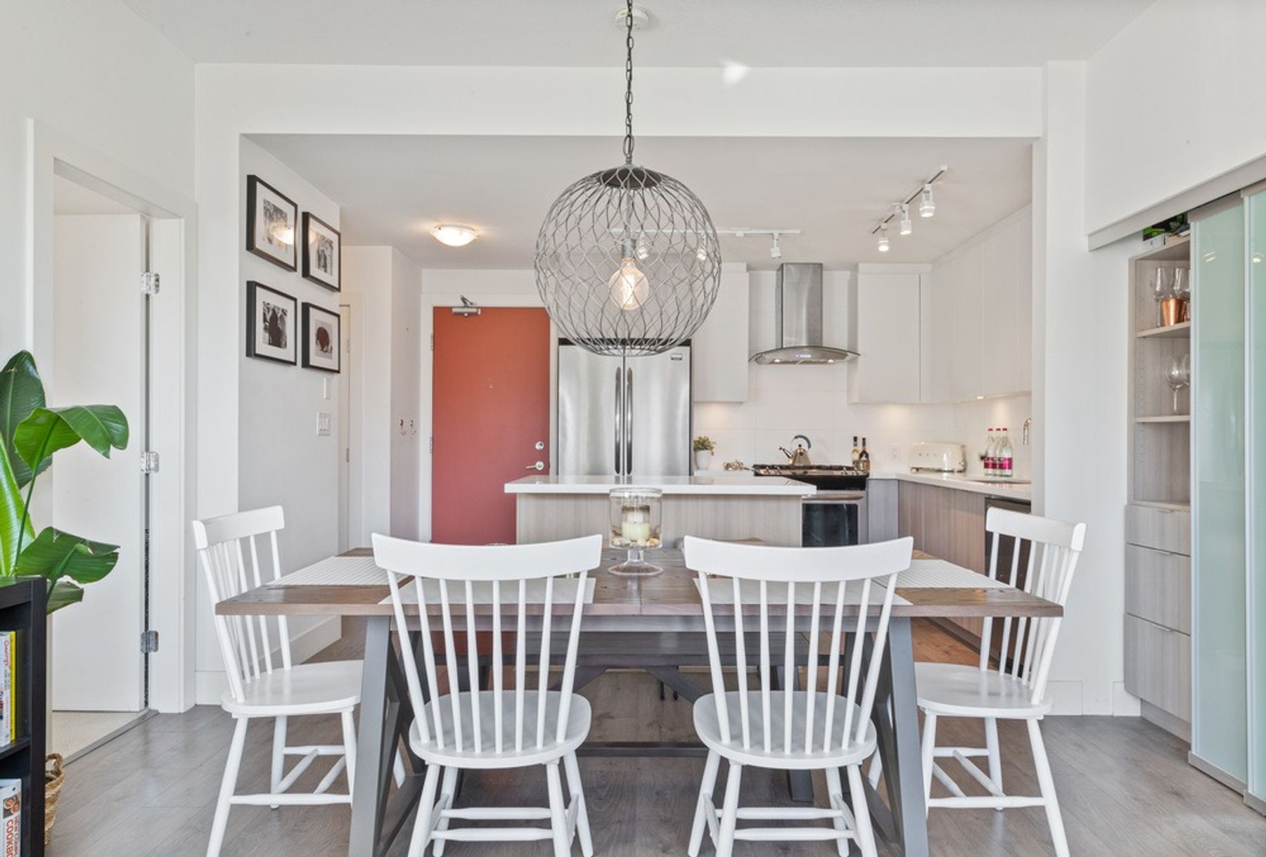 208 3602 Aldercrest Drive