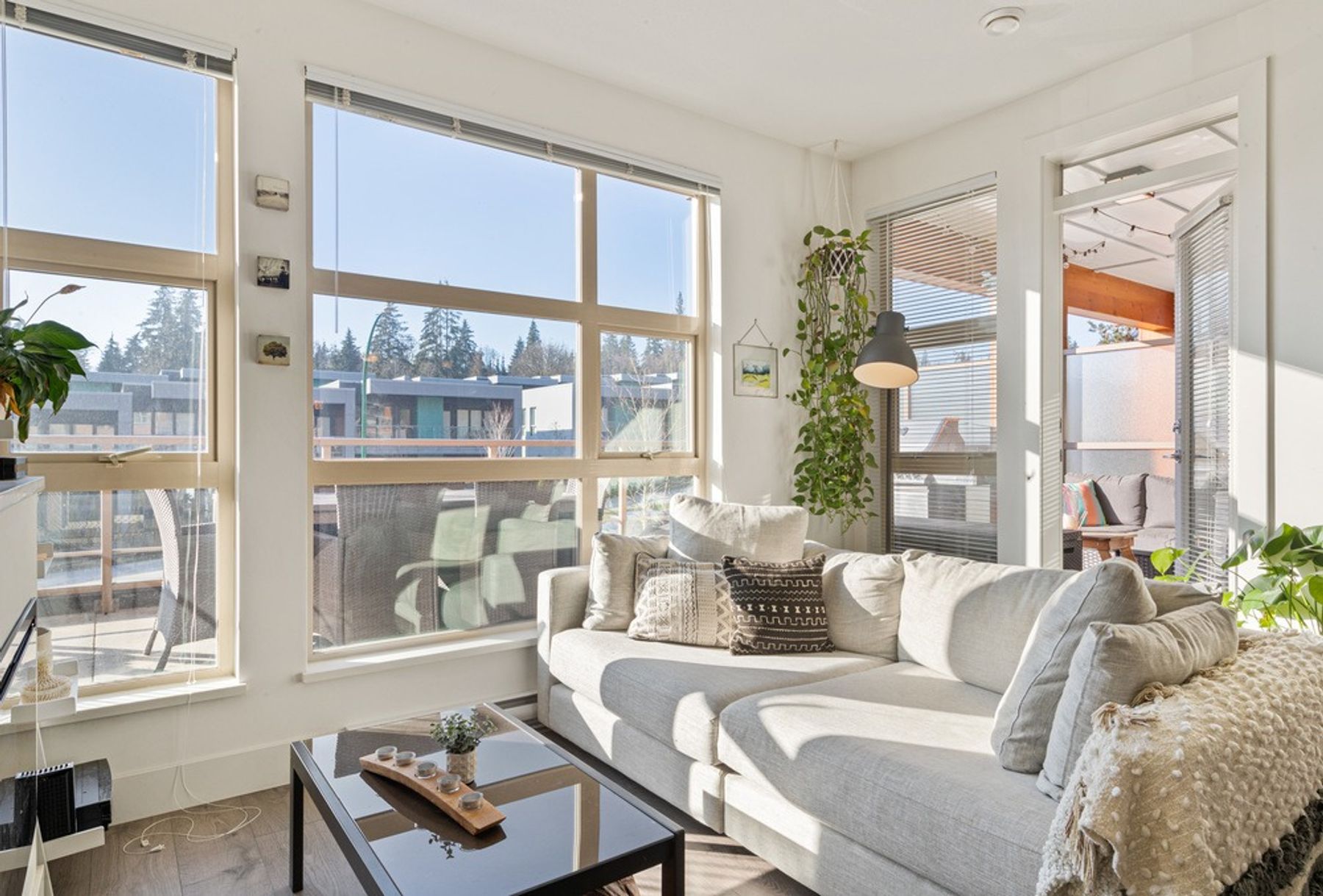 208 3602 Aldercrest Drive