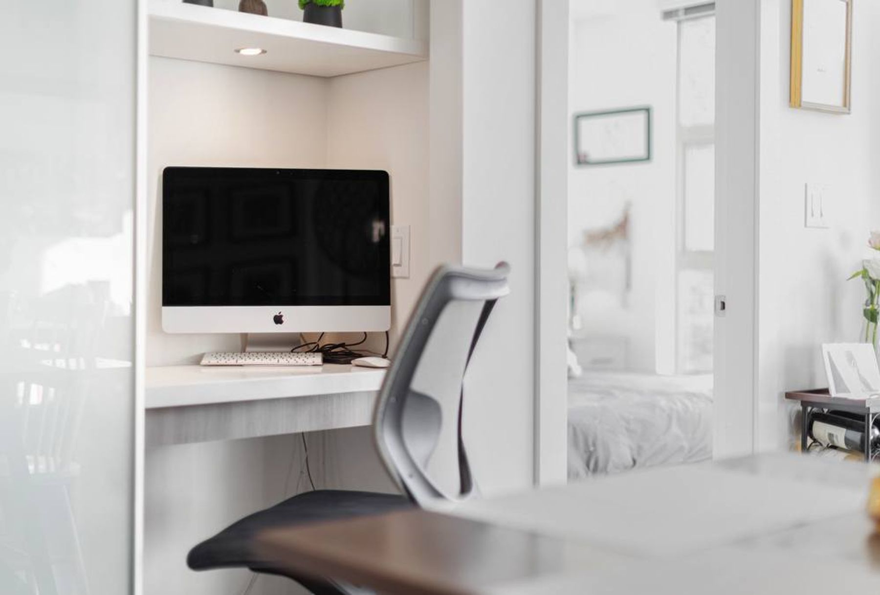 208 3602 Aldercrest Drive