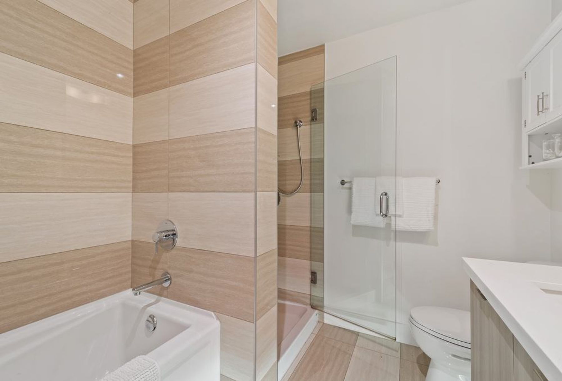 208 3602 Aldercrest Drive