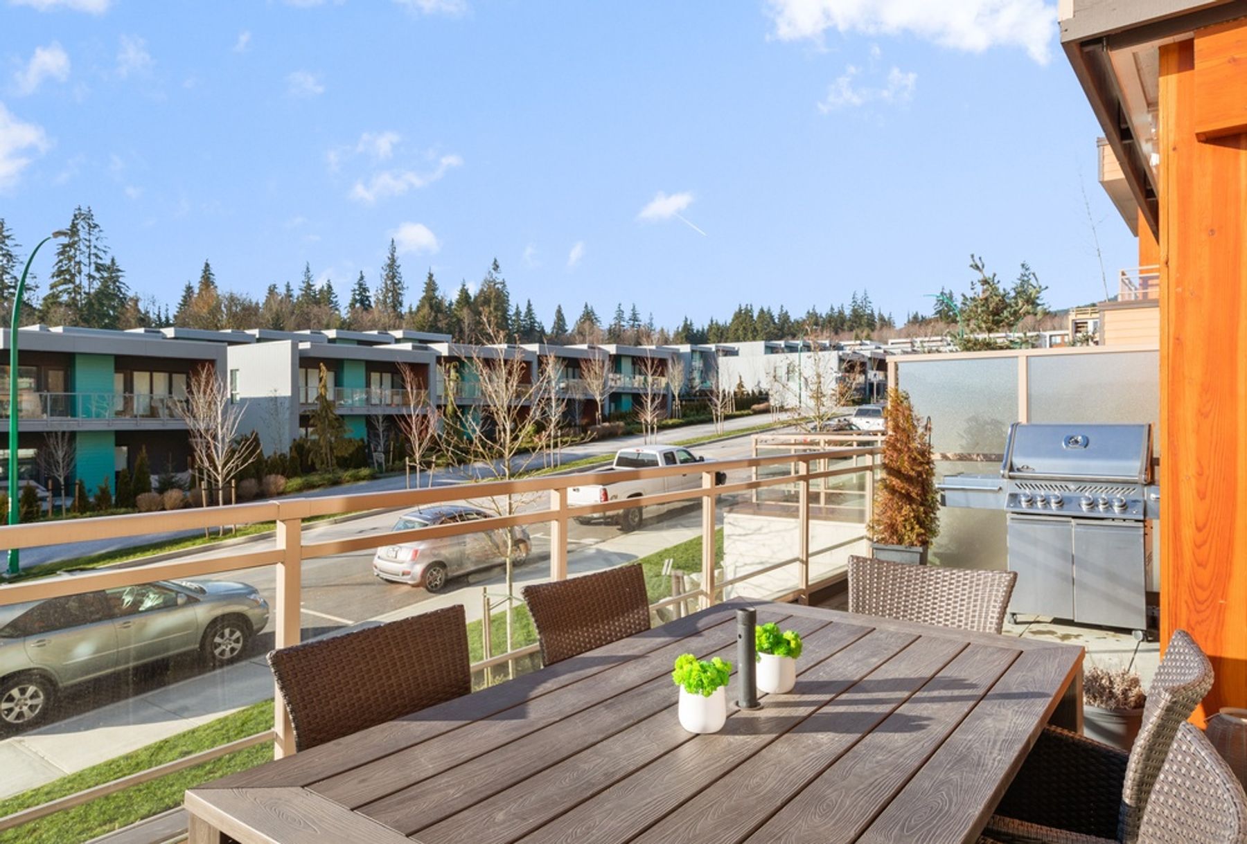 208 3602 Aldercrest Drive