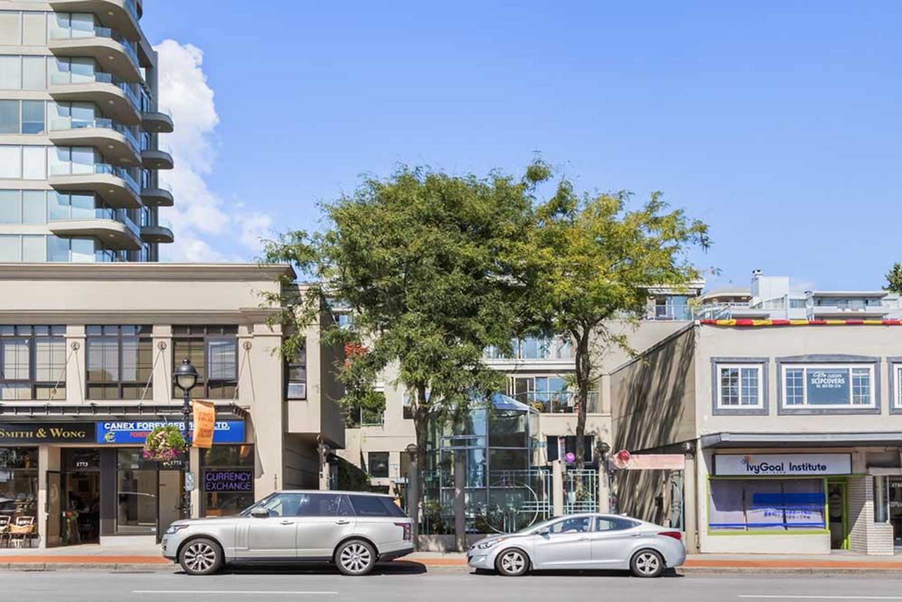 301 1765 Marine Drive