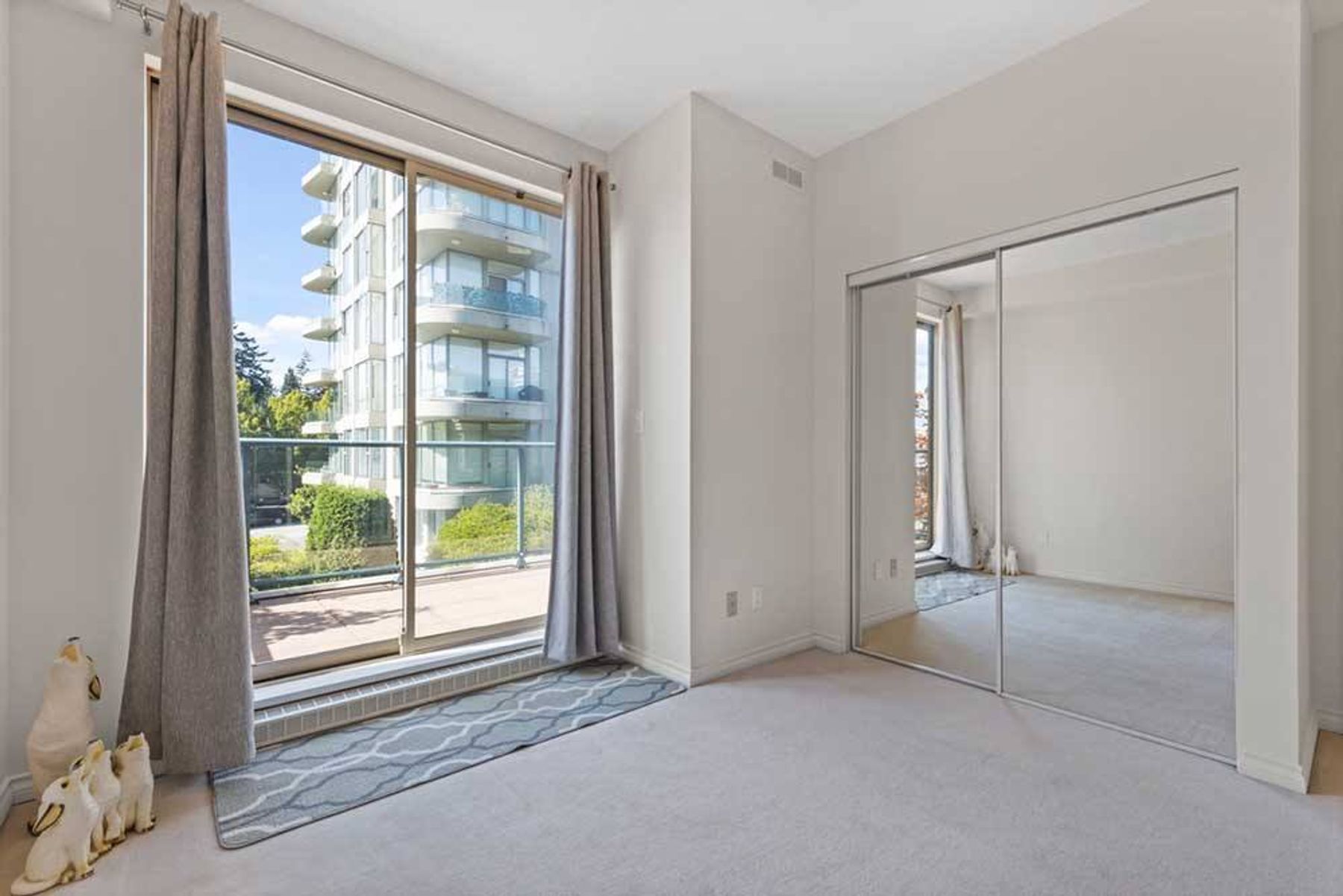 301 1765 Marine Drive