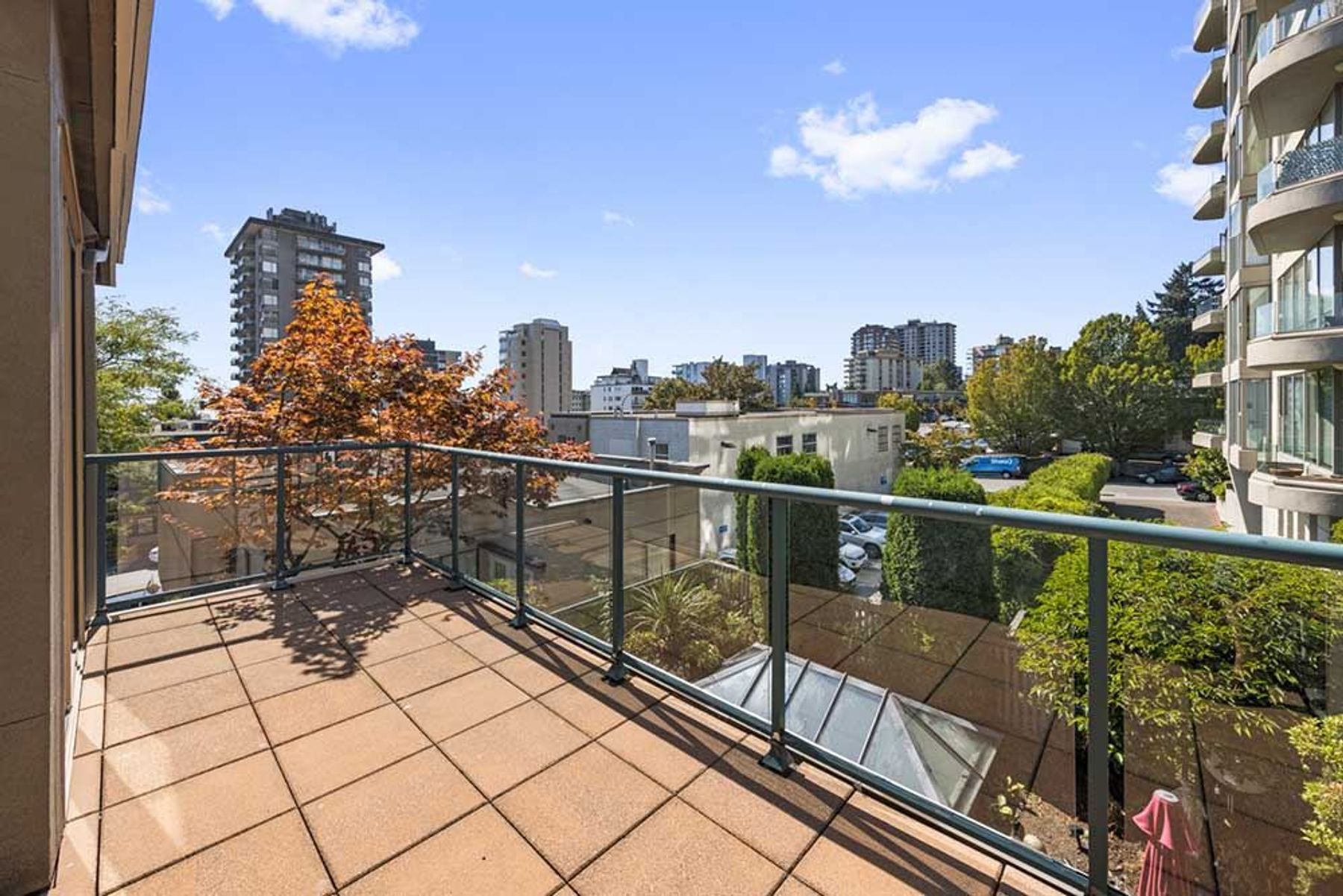 301 1765 Marine Drive