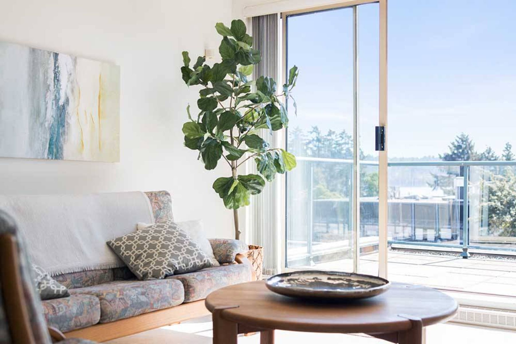 301 1765 Marine Drive