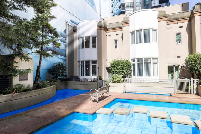 1166 Melville Street, Vancouver, BC, Canada