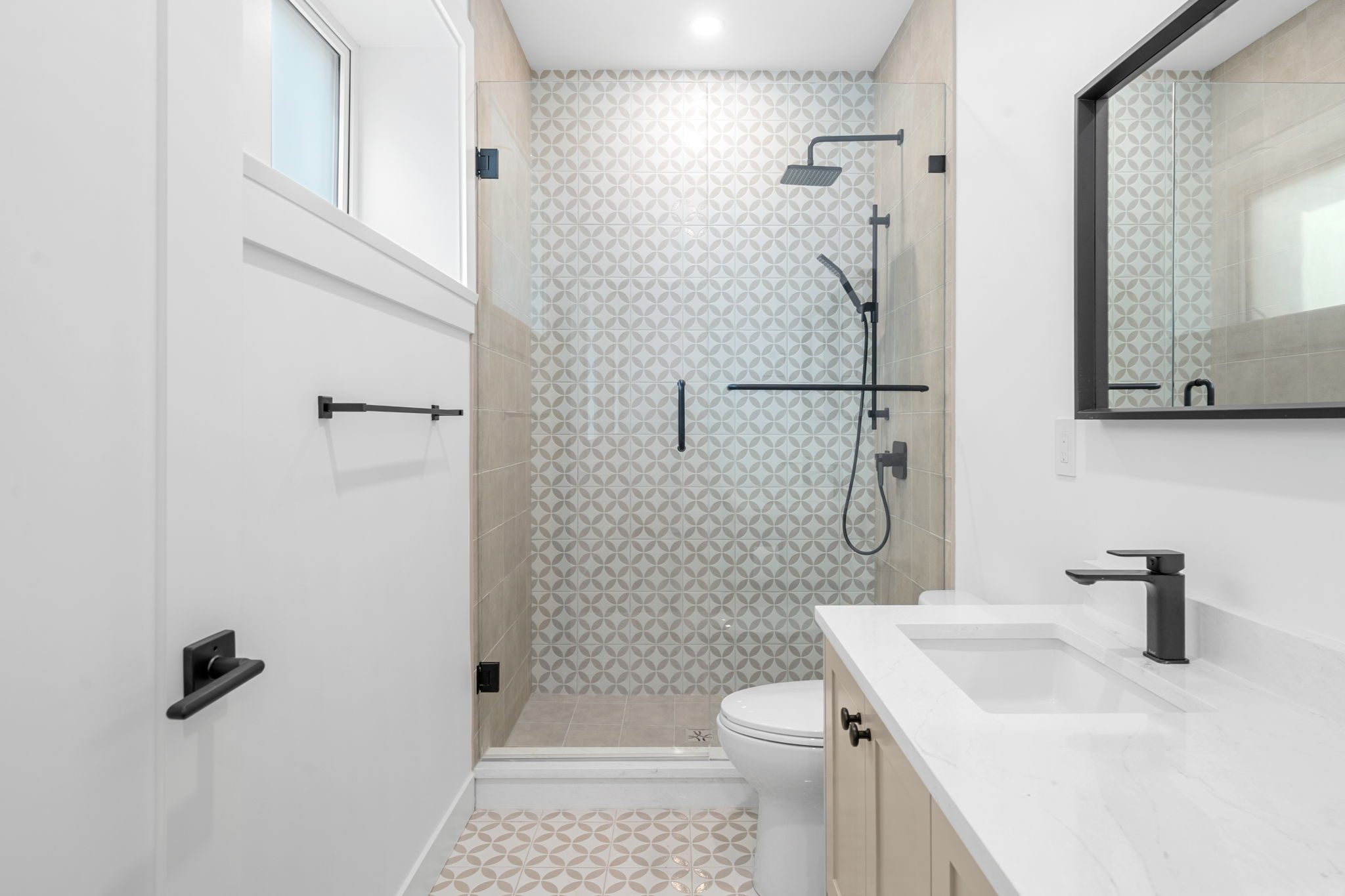 2530 McGill Street photo 37