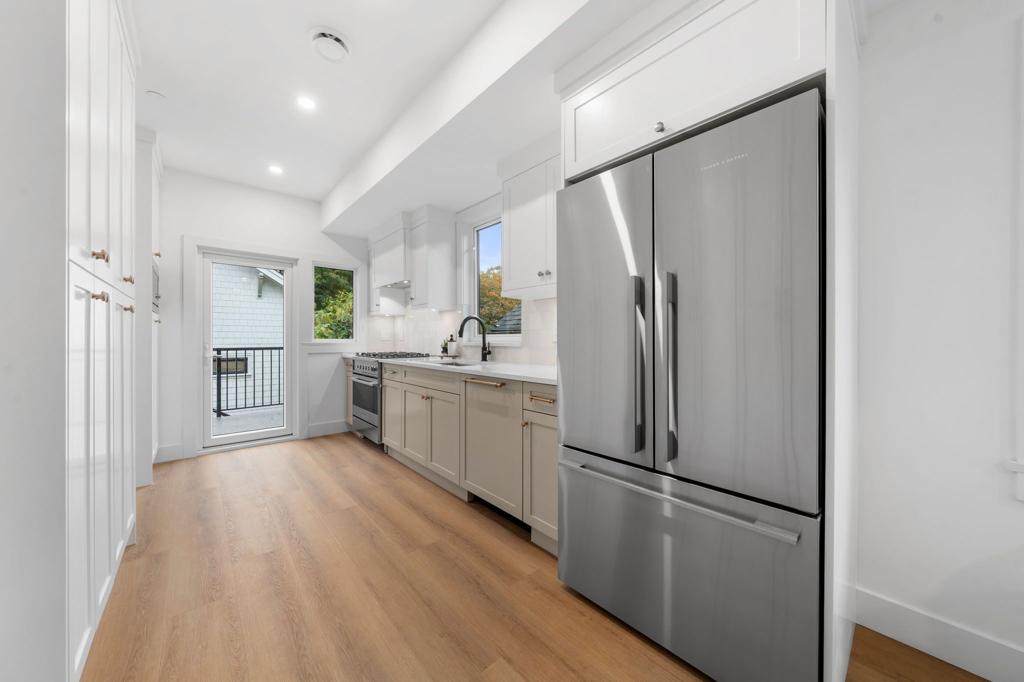 2528 McGill Street photo 15