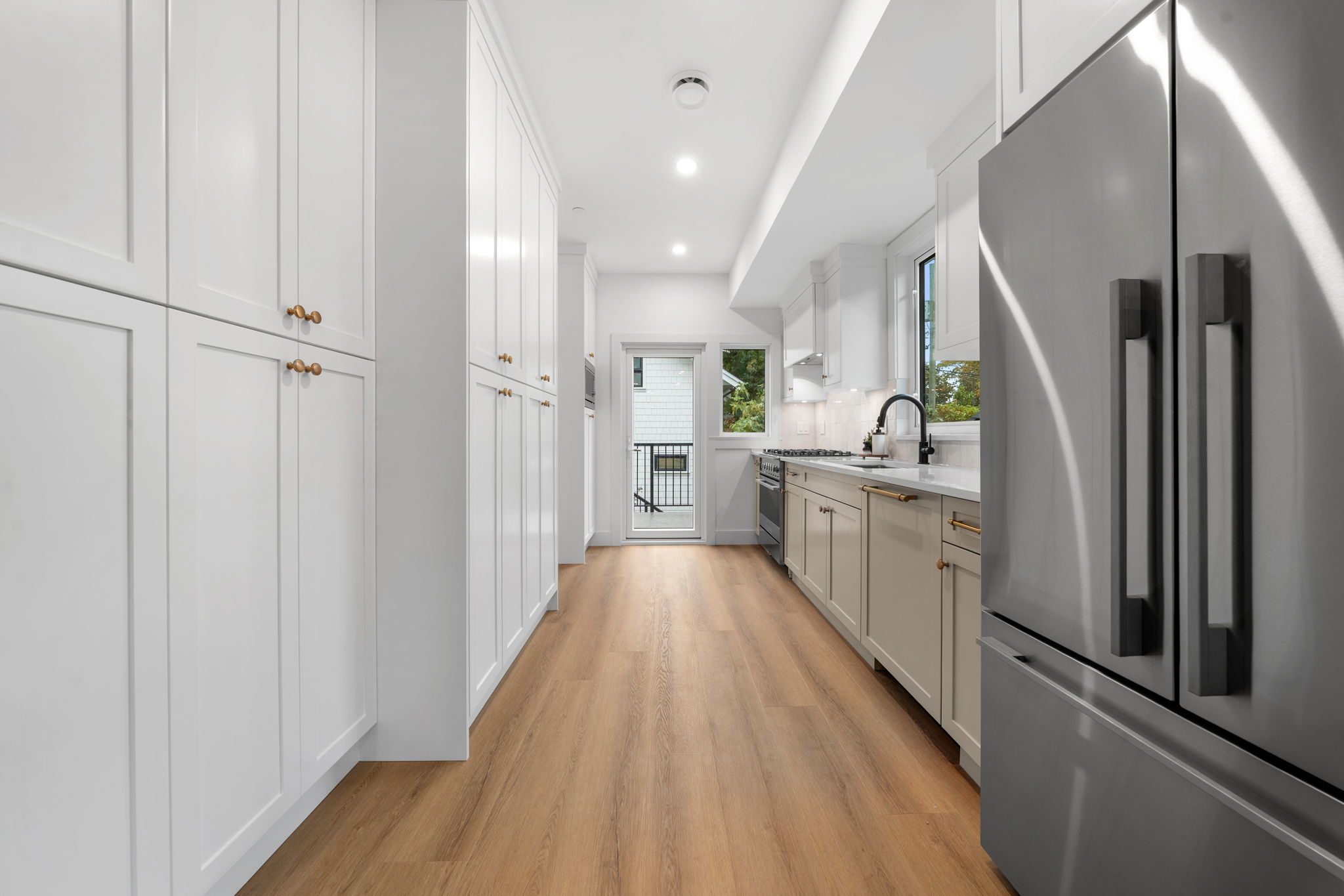 2528 McGill Street photo 16