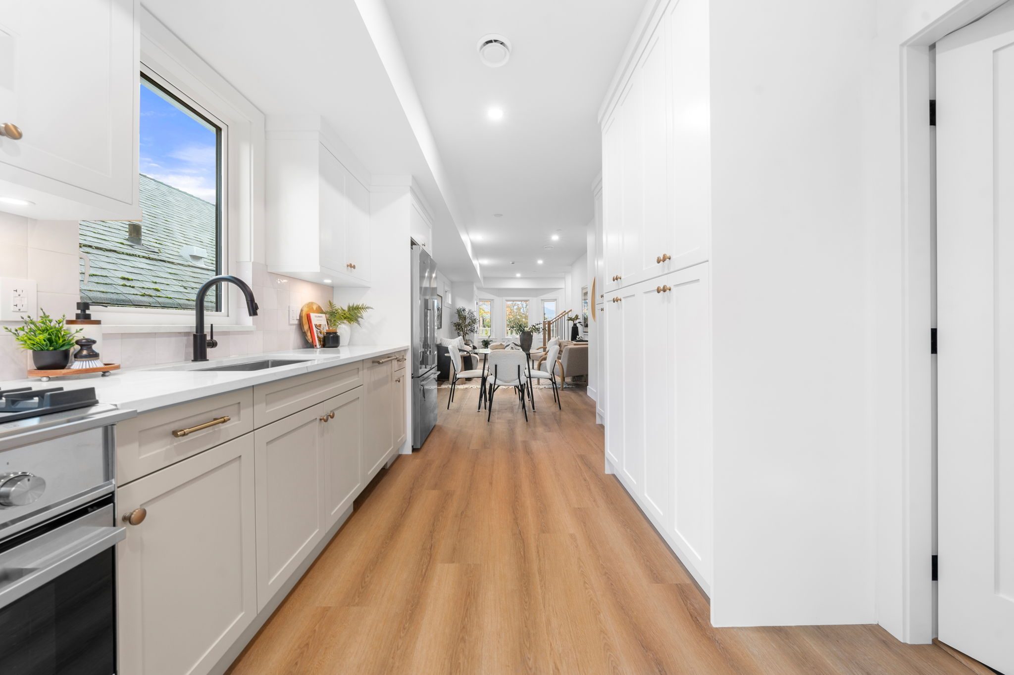 2528 McGill Street photo 21