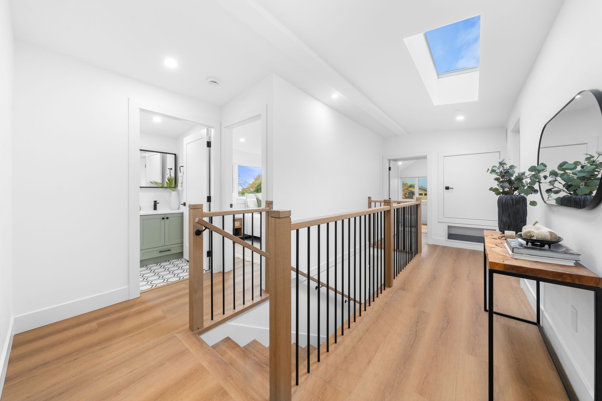 2528 McGill Street photo 25