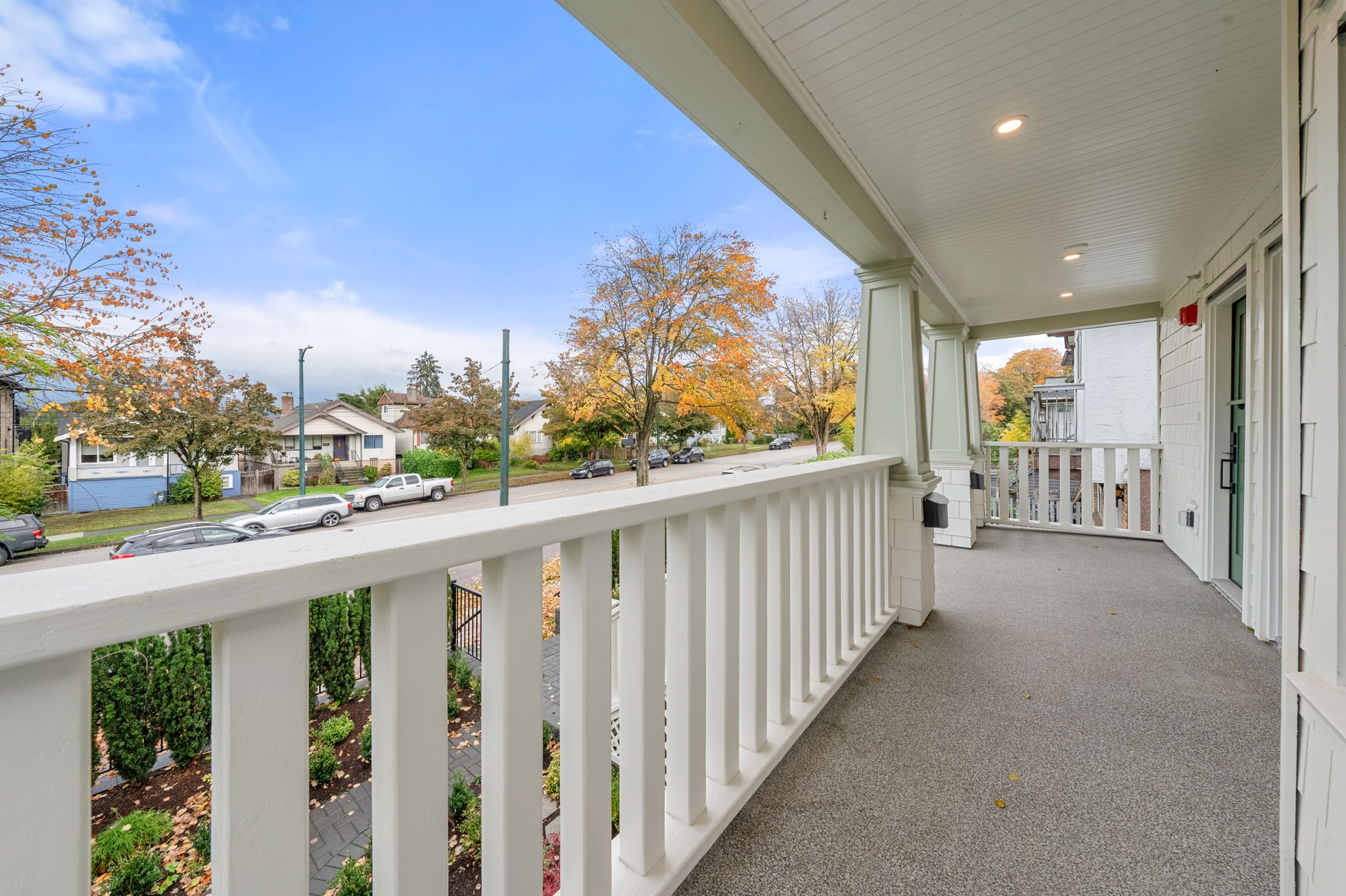 2528 McGill Street photo 41