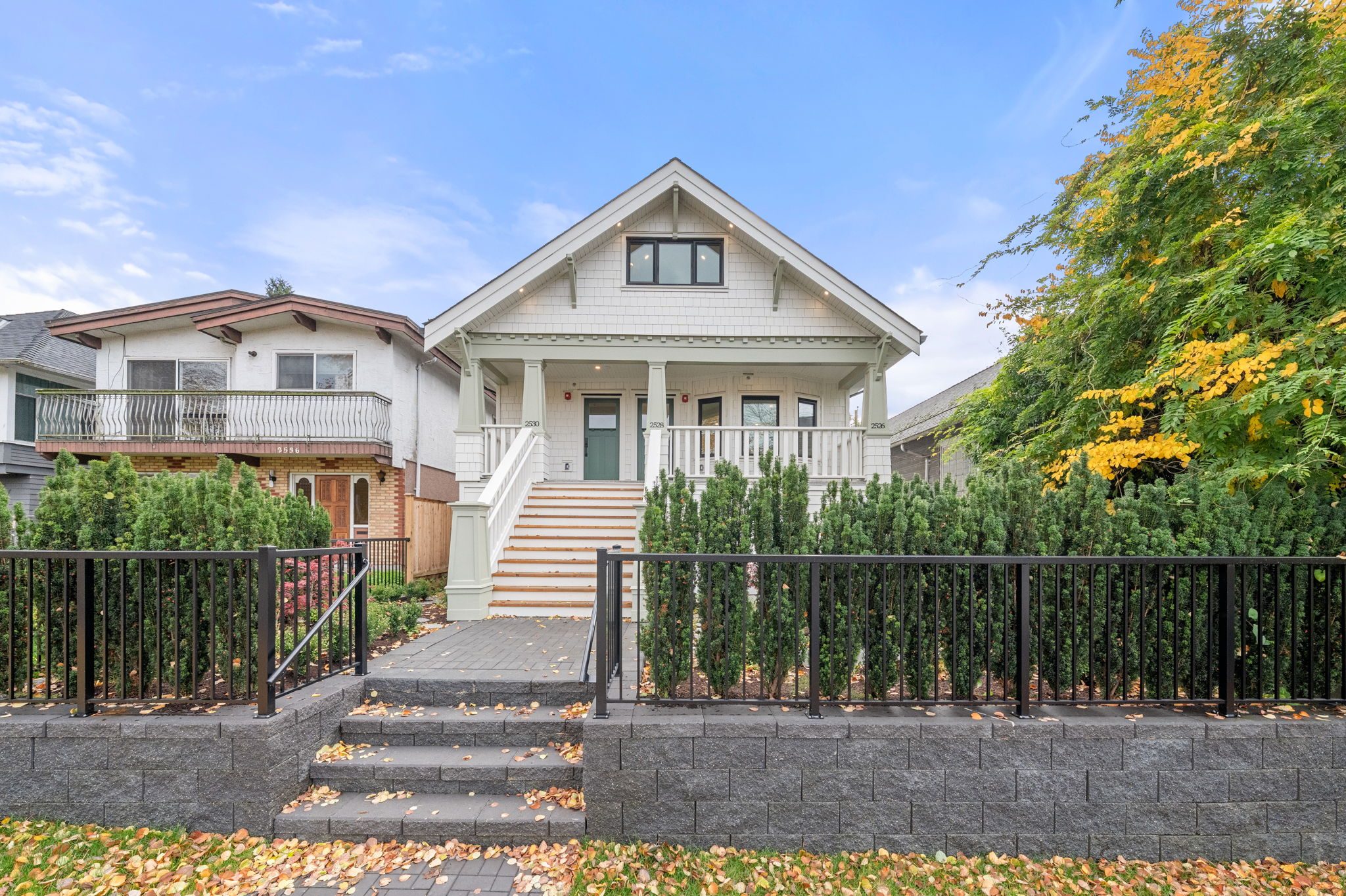 2528 McGill Street photo 43