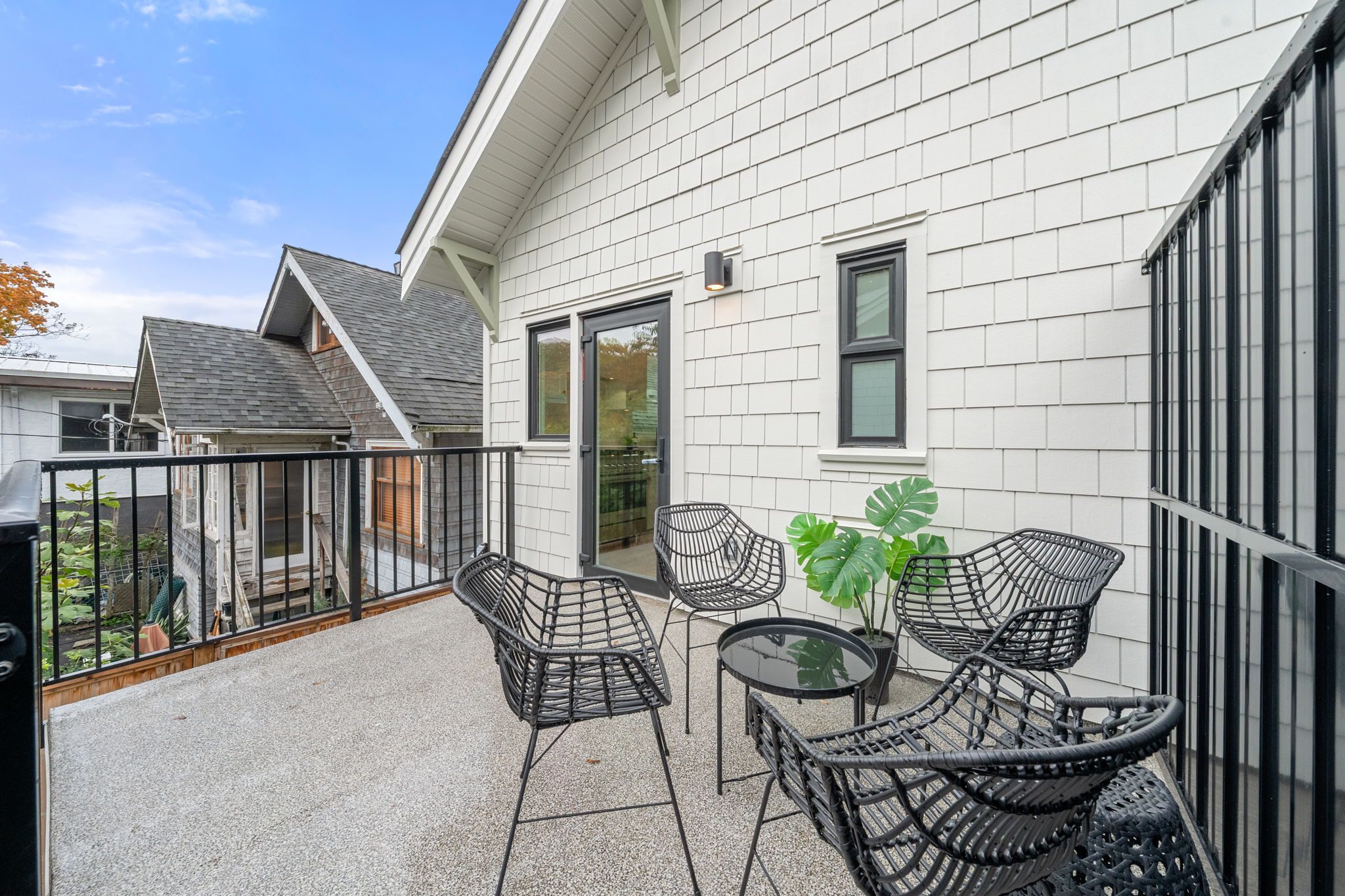 2528 McGill Street photo 50