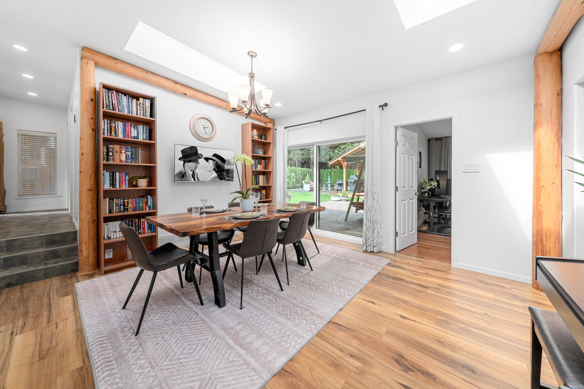 2540 Boswell Avenue photo 12