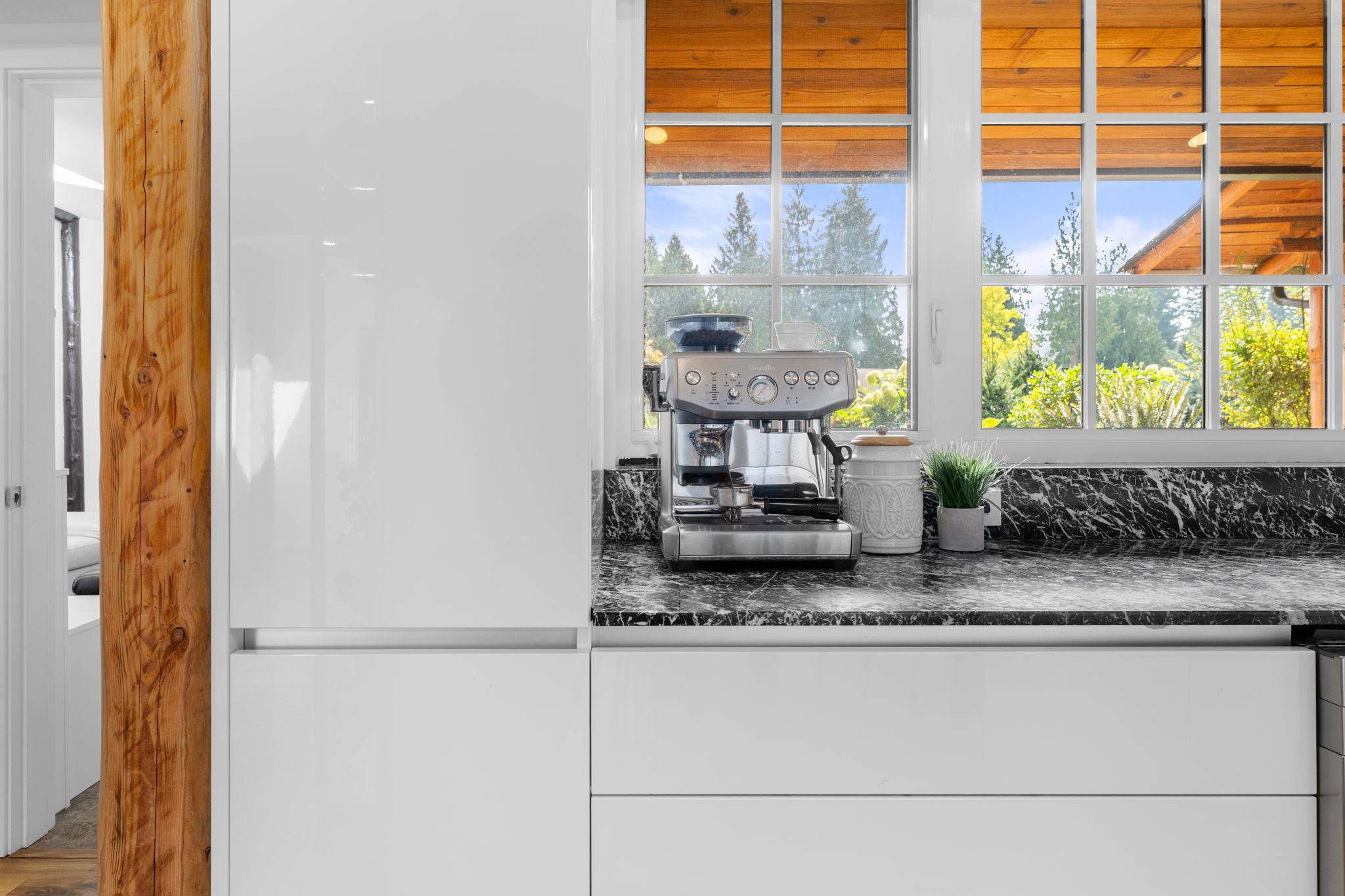 2540 Boswell Avenue photo 17