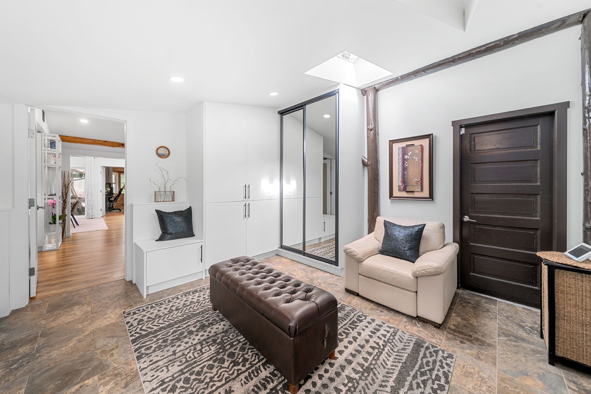 2540 Boswell Avenue photo 2