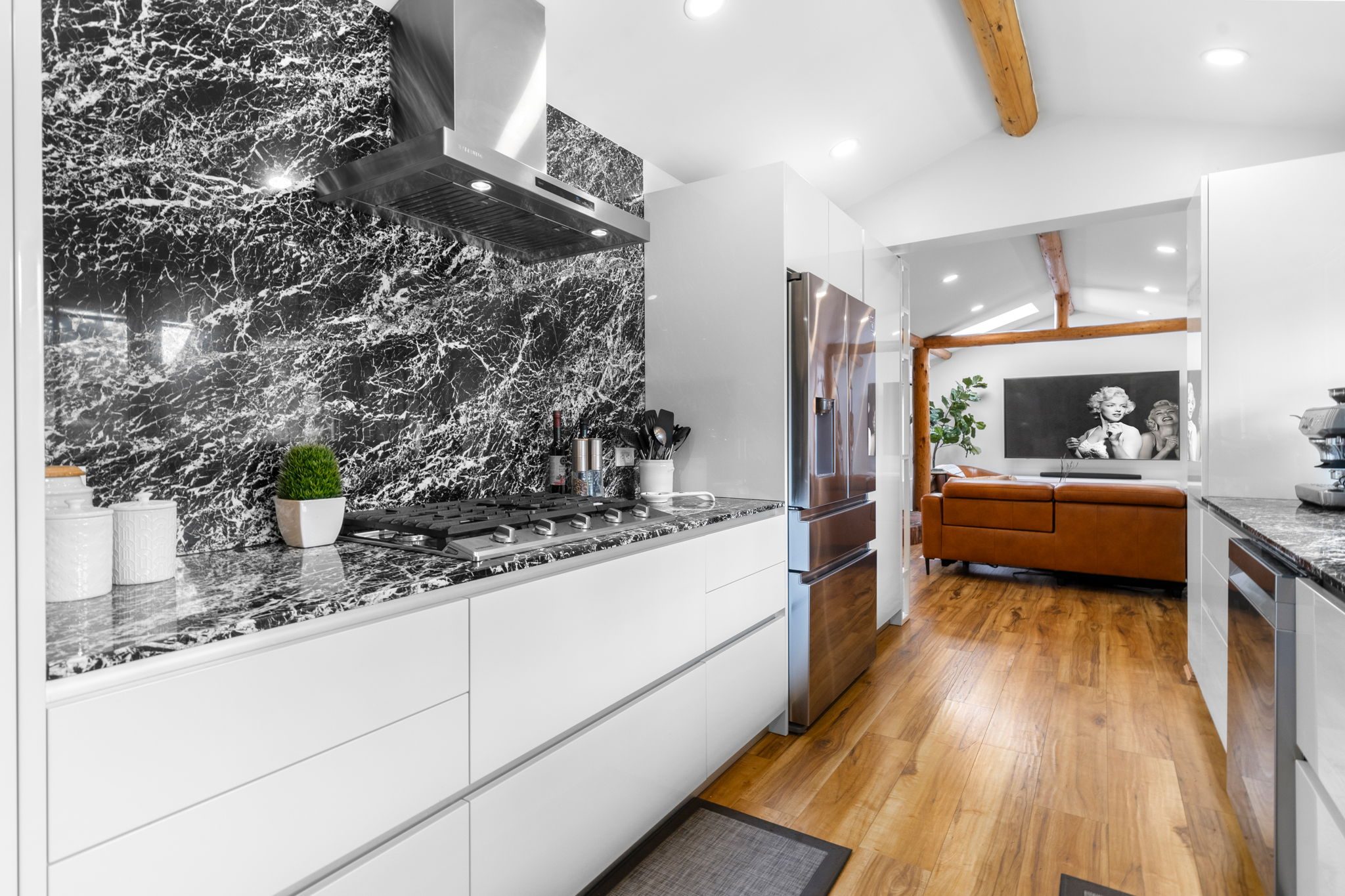 2540 Boswell Avenue photo 20