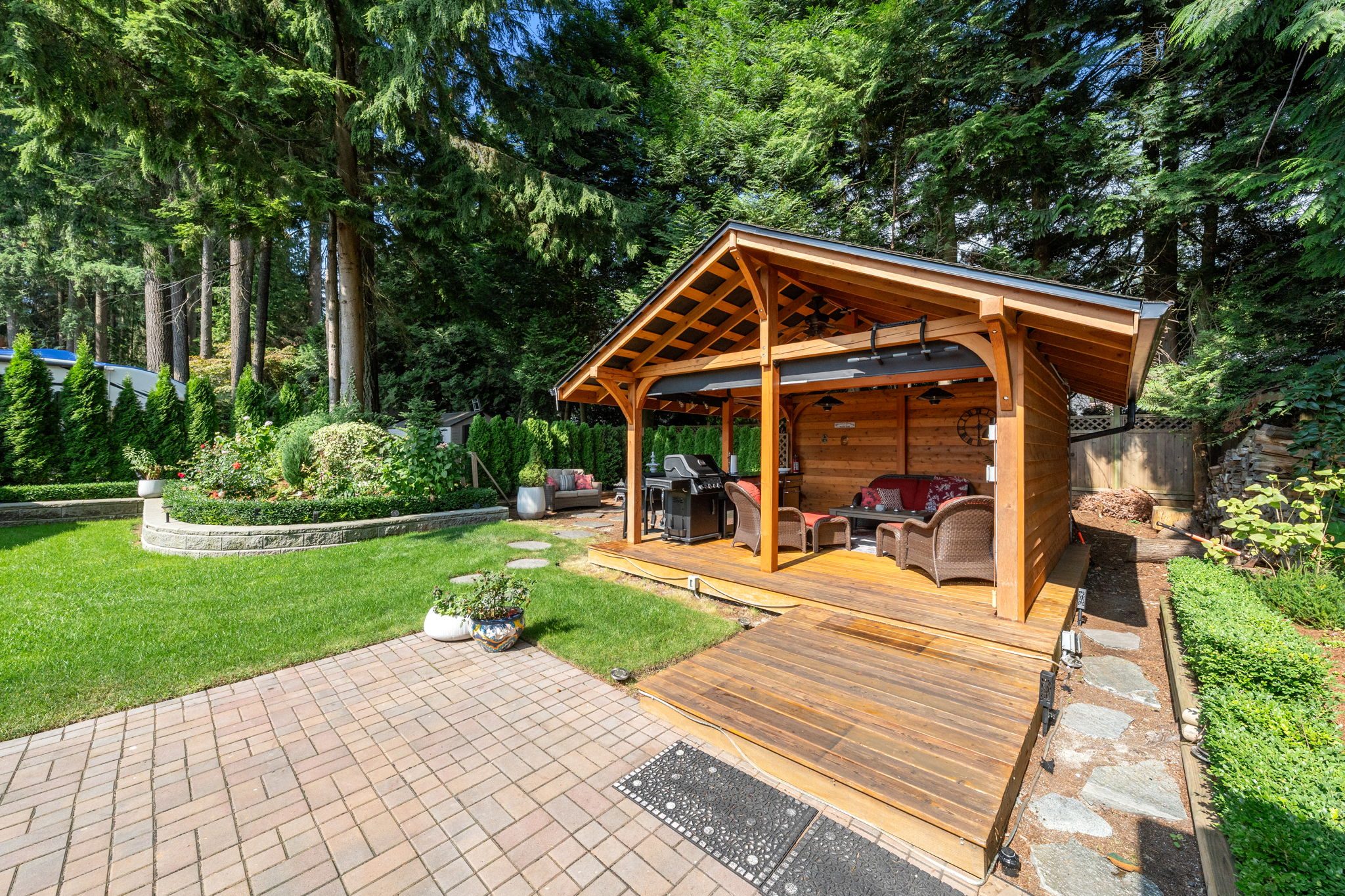 2540 Boswell Avenue photo 54