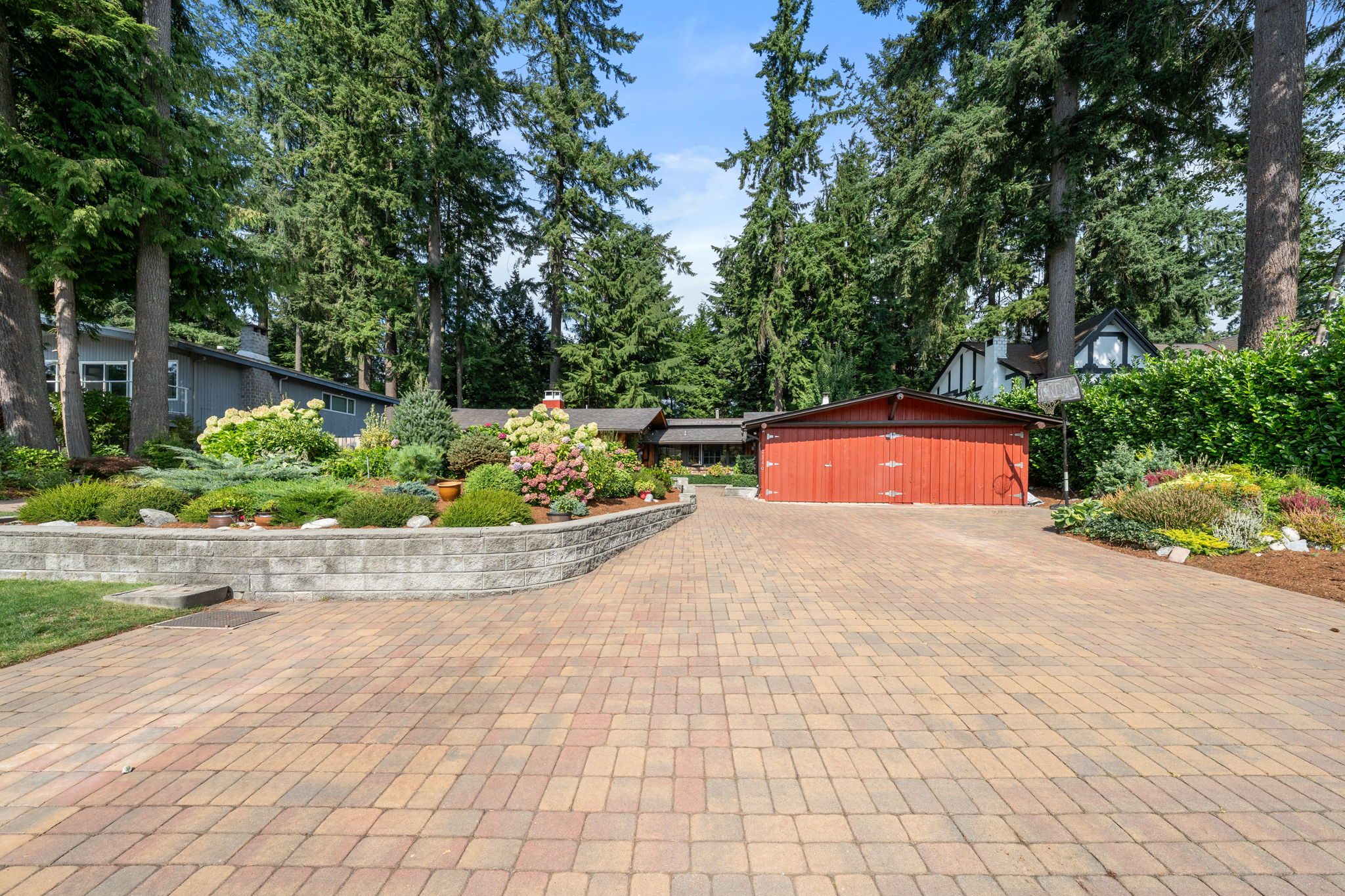 2540 Boswell Avenue photo 62