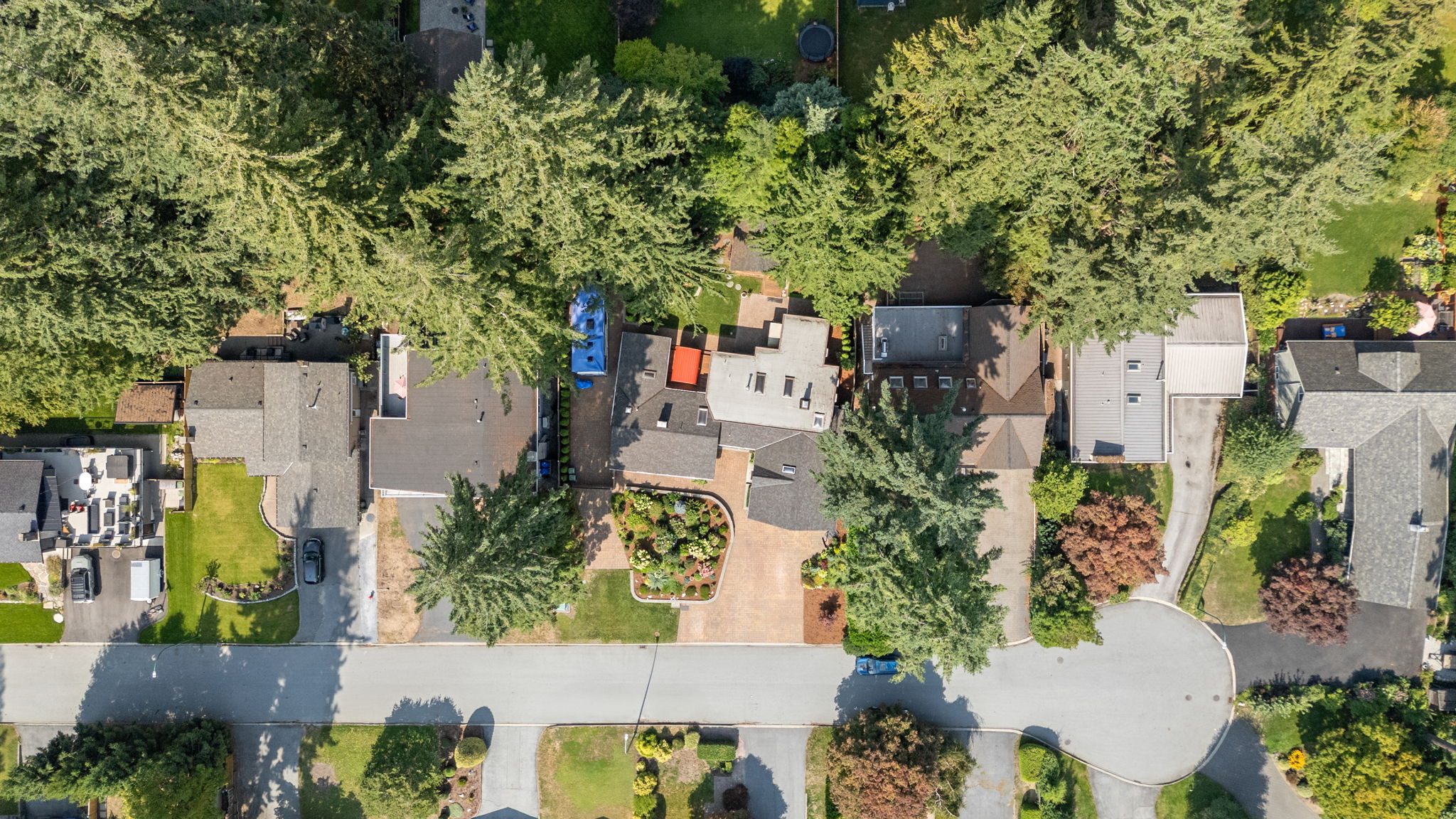 2540 Boswell Avenue photo 66