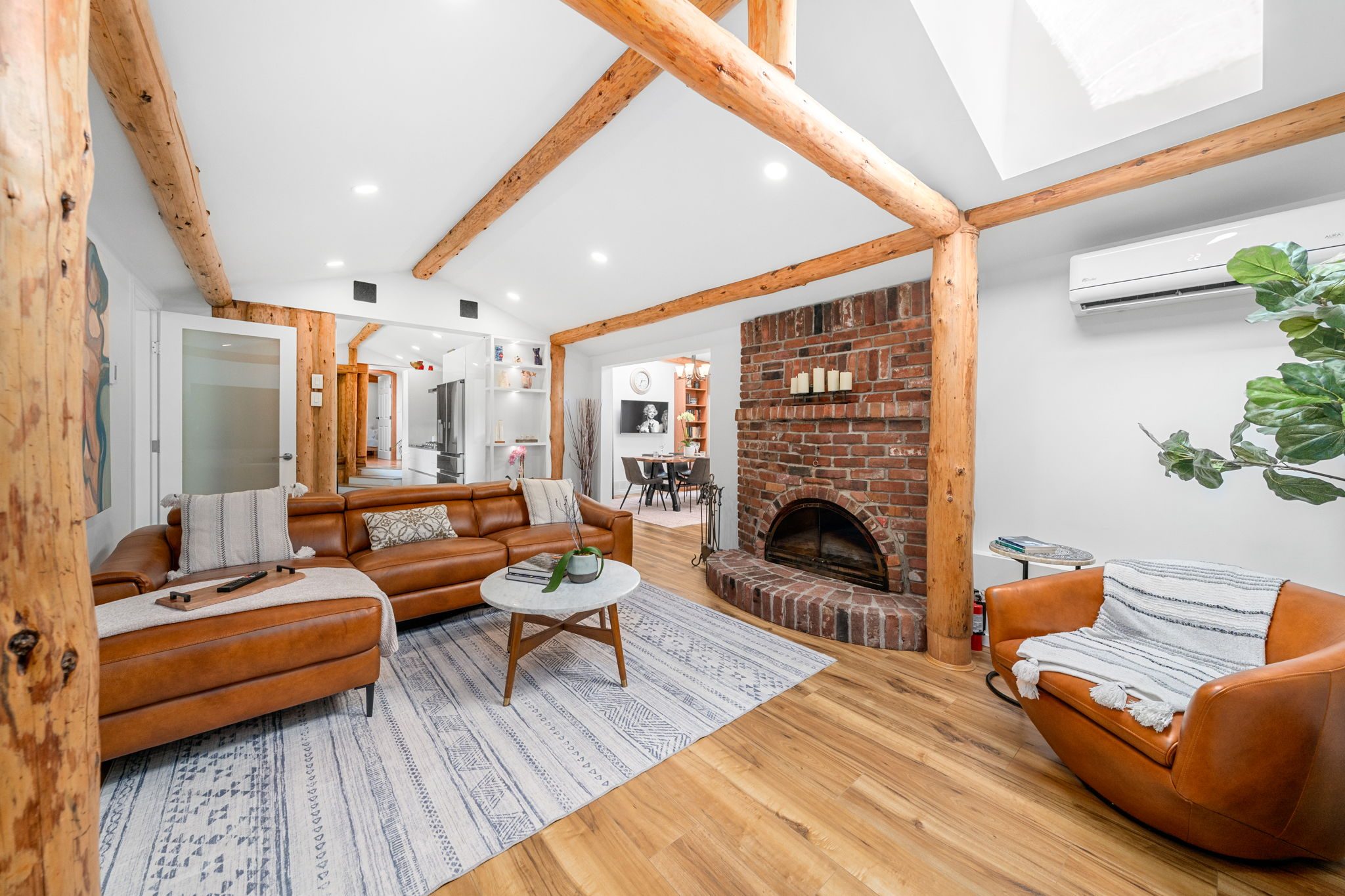 2540 Boswell Avenue photo 9