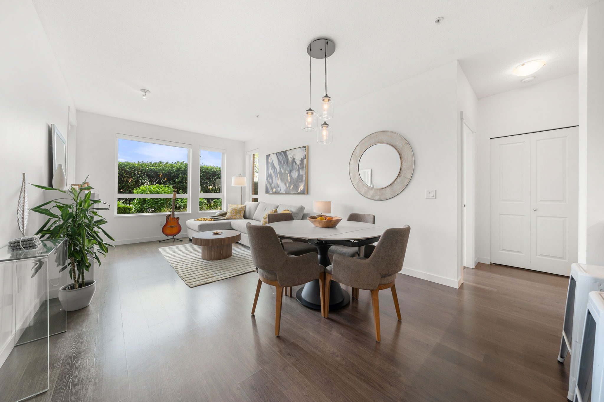 101 717 Chesterfield Avenue photo 17