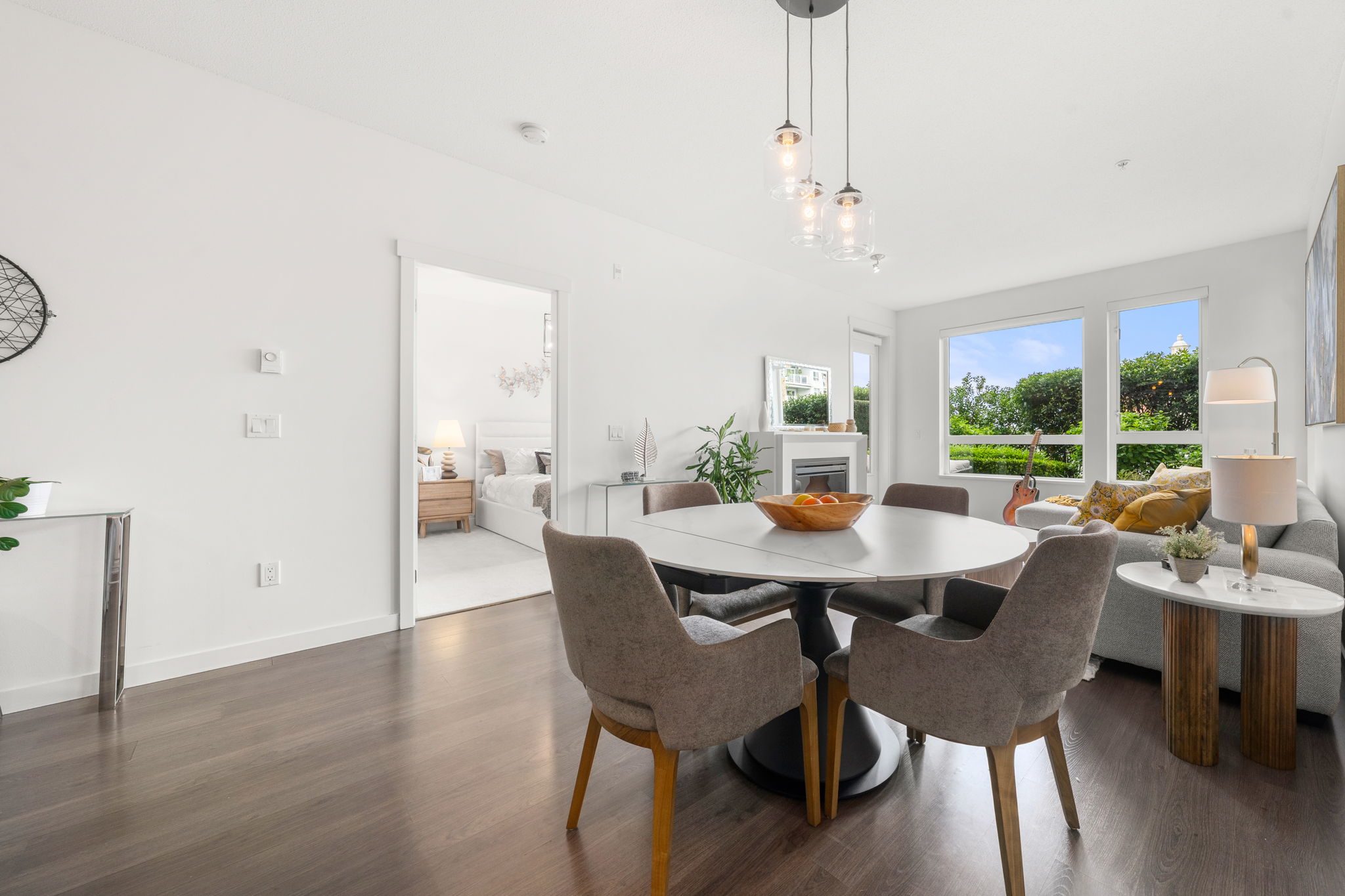 101 717 Chesterfield Avenue photo 18