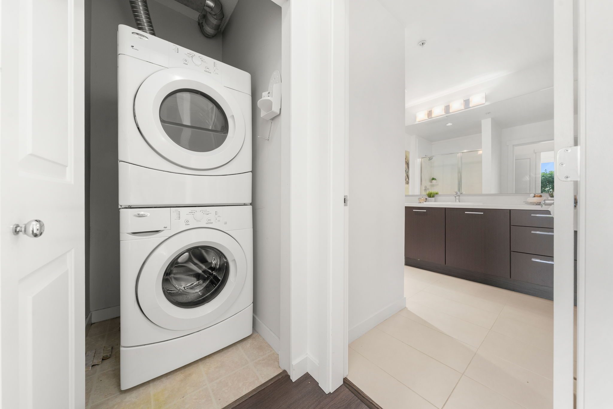 101 717 Chesterfield Avenue photo 22