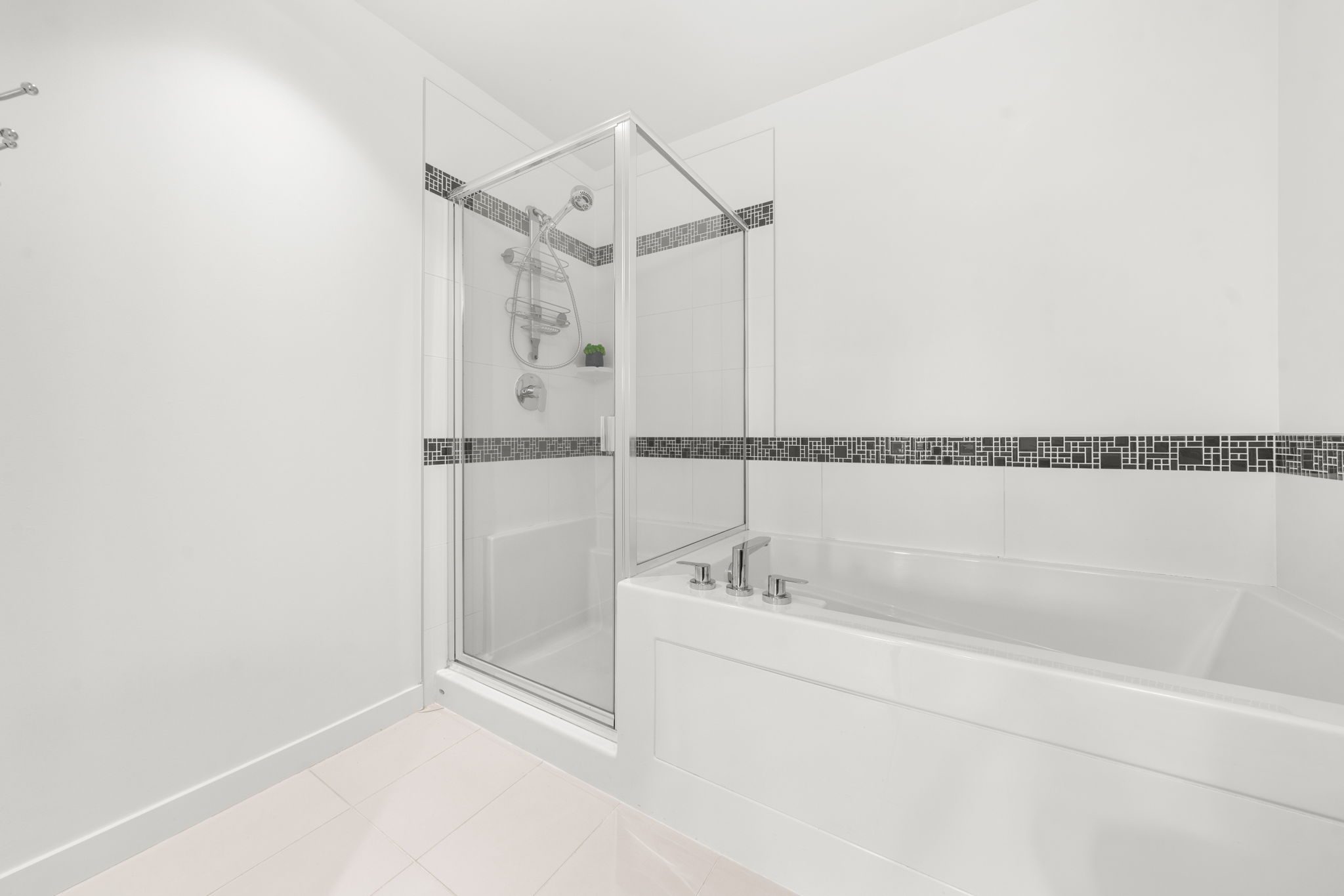 101 717 Chesterfield Avenue photo 33