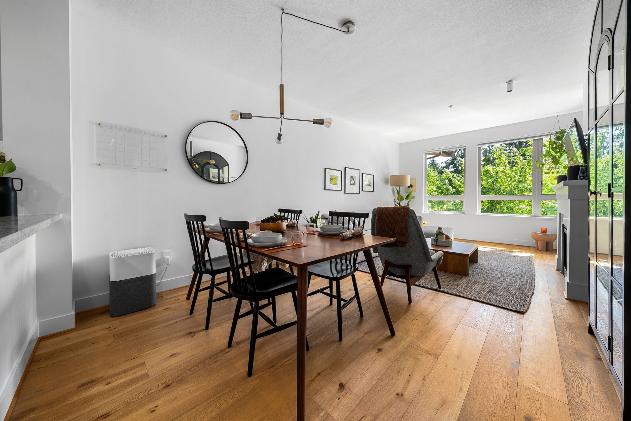 401 2601 Whiteley Court photo 11