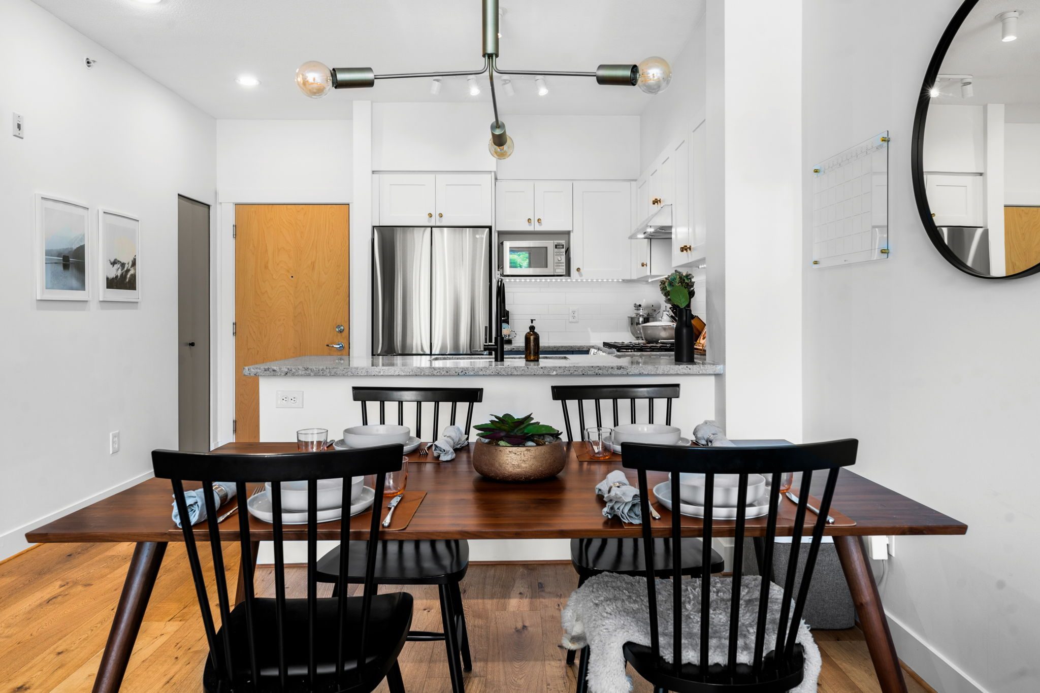401 2601 Whiteley Court photo 18