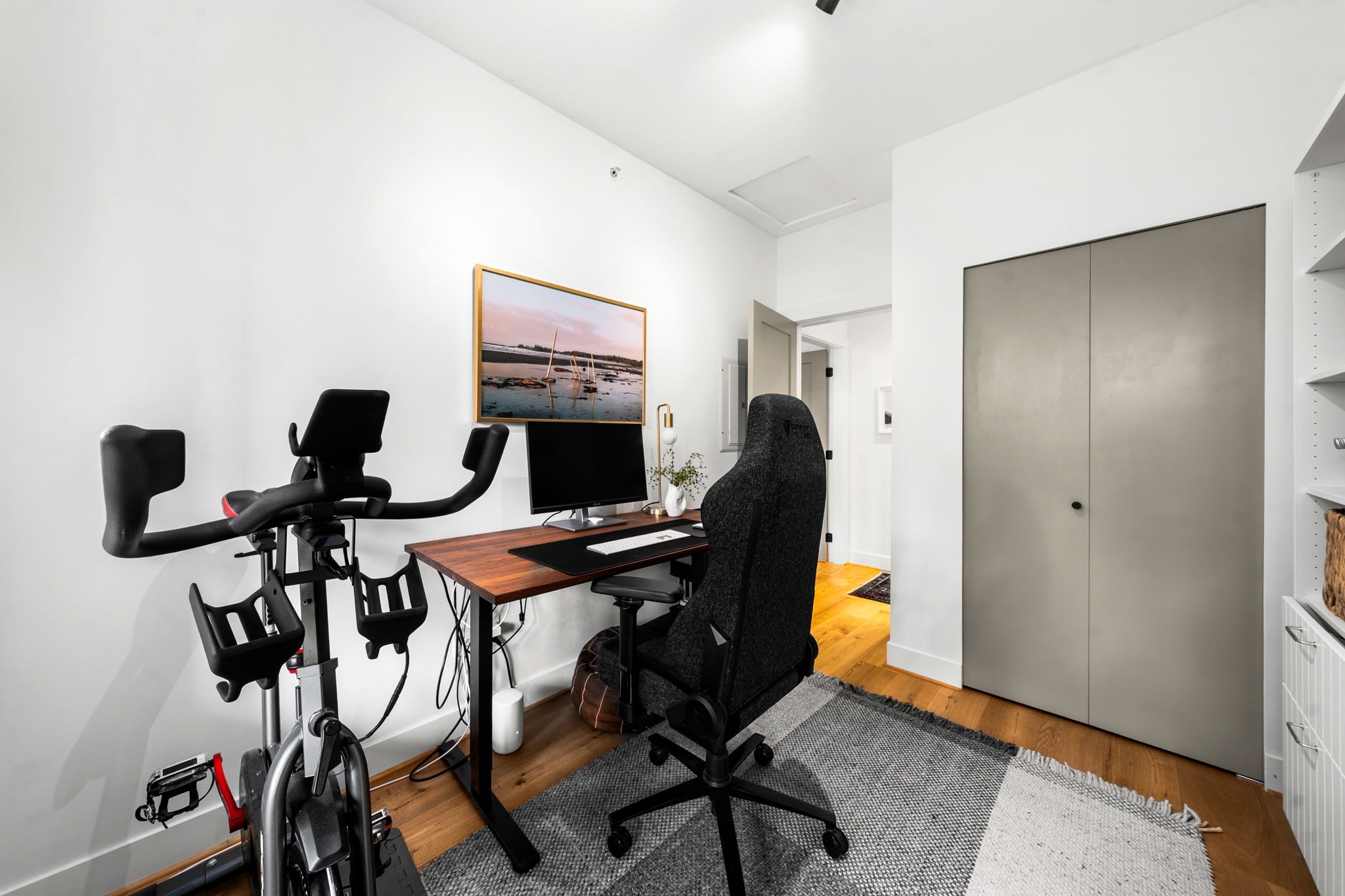 401 2601 Whiteley Court photo 47