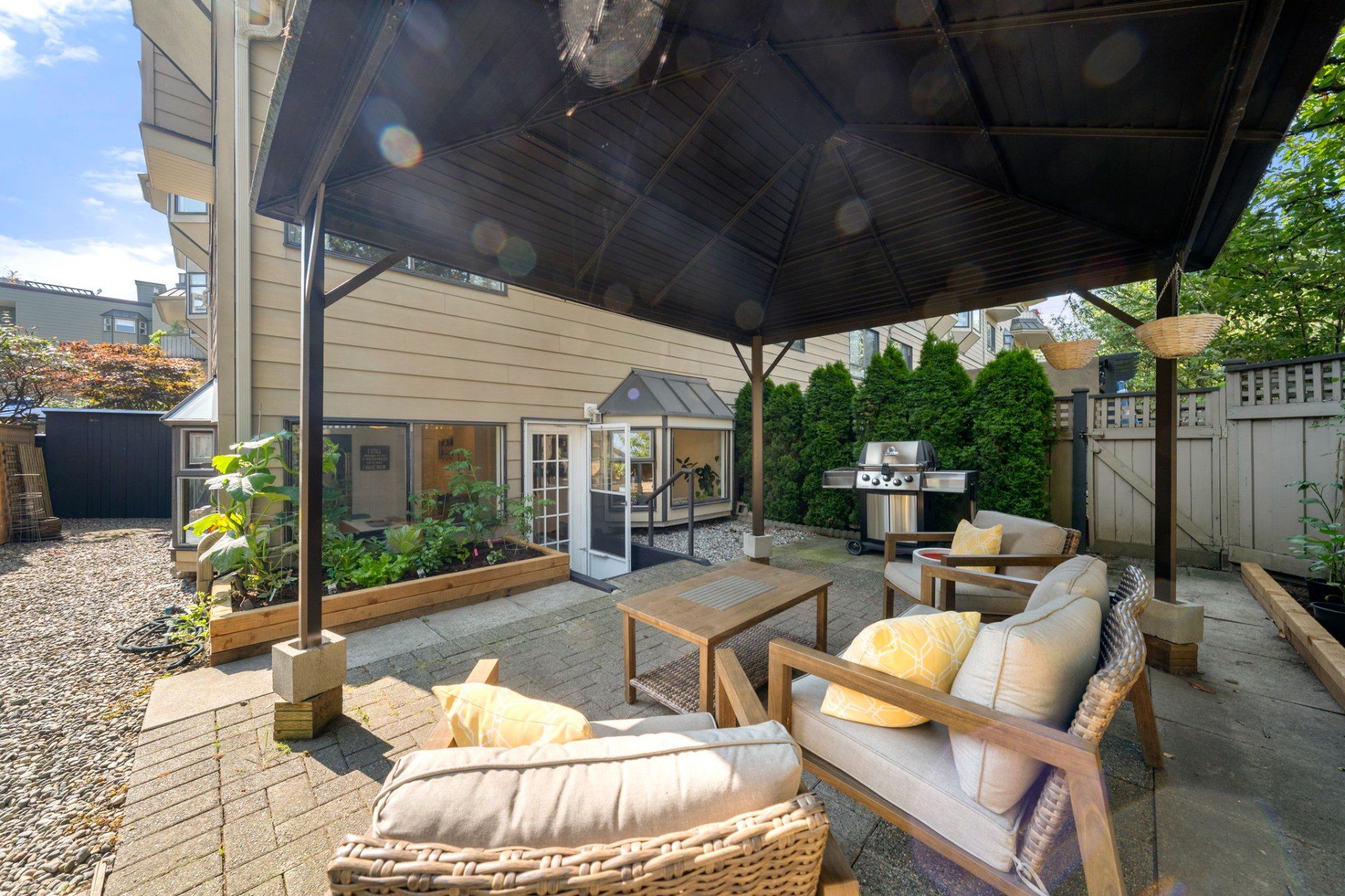 112 777 Eighth Street photo 34